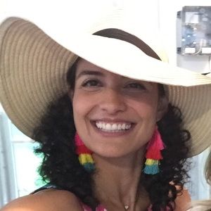 Meet your Posher, Diana